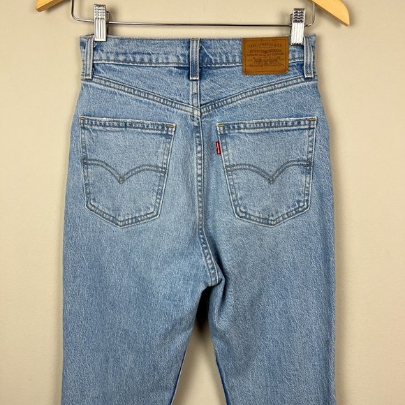 Levi's Premium 70's High Flare Jeans Womens 26 Blue Light Wash Distressed Denim - Picture 6 of 16